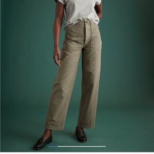 American Eagle Outfitters Olive Cropped Pants